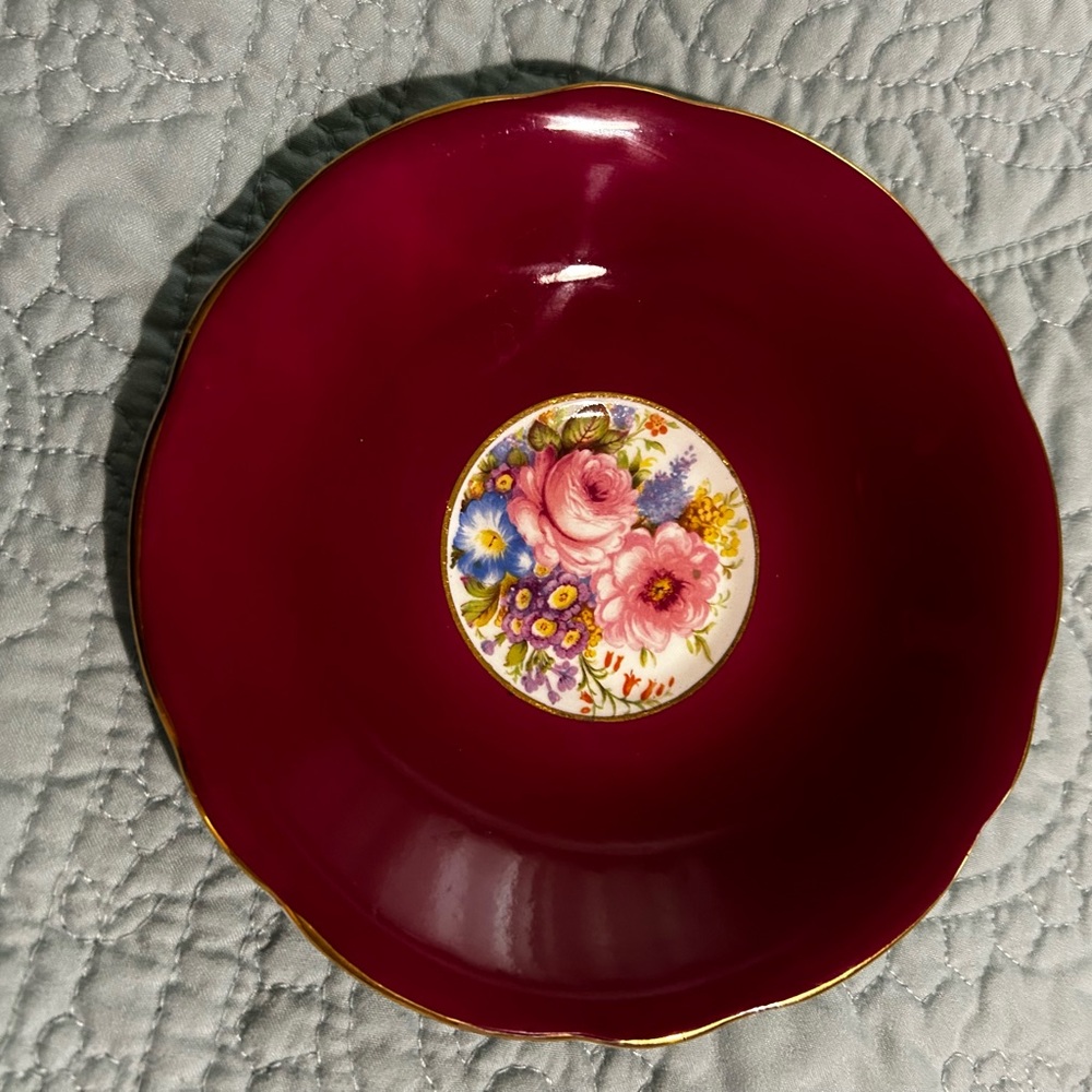 Elegant Floral Burgundy Clarence saucer. 22k gold detailing.